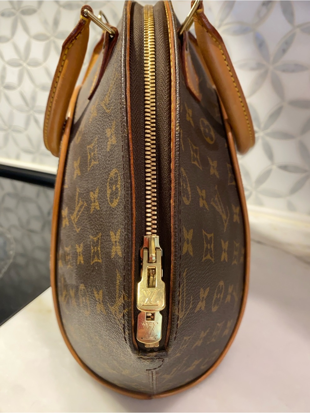 Louis Vuitton Brown Monogram Dome Satchel with Tan Trim - Picture 2 of 6